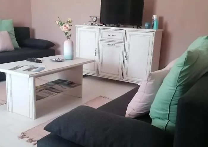 Feriehus Dezsa-vue Vendeghaz *